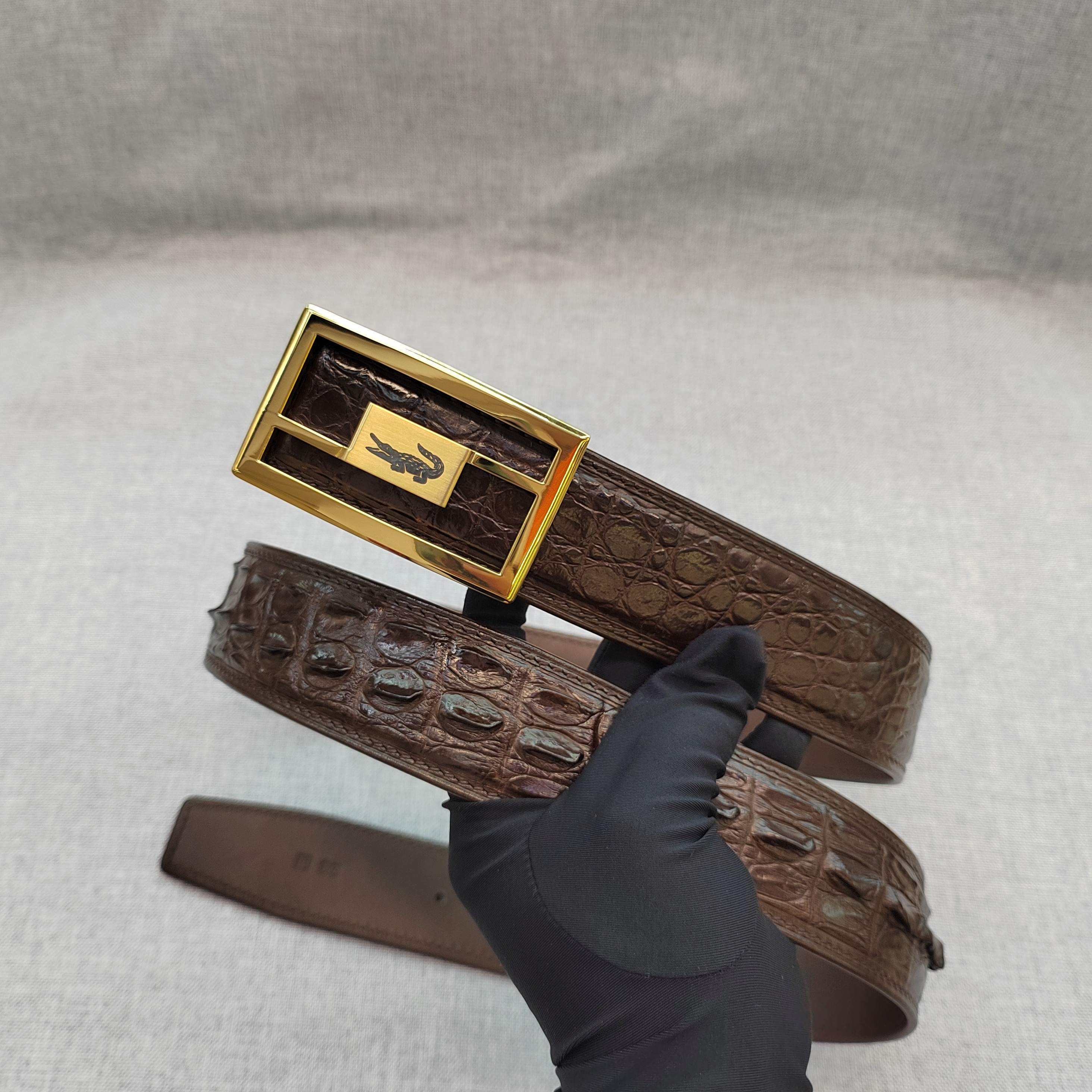 หัวเข็มขัดทอง