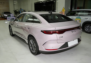 Vehículo de Nueva Energía 2025 BYD Qin L EV 545KM, Auto Eléctrico con Carga Rápida - Product Image 4