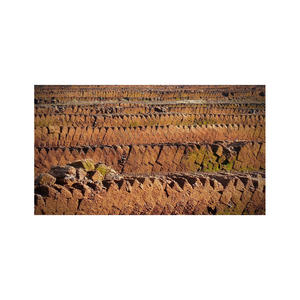 มอสพีทเพื่อการเกษตรที่เป็นมิตรต่อสิ่งแวดล้อม สำหรับการบำรุงพืชผล การปรับสภาพดิน และการจัดการความชื้นที่เชื่อถือได้ ผลิตจากประเทศเคจู - Product Image 1