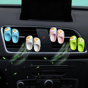 Diffuseur de parfum solide pour voiture en forme de chaussure mignonne, à évaporation naturelle, extrait de plantes, accessoire pour grille d'aération de voiture - Product Image 2