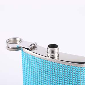 Flacon de hanche à paillettes de 6 oz pour femmes-Ensemble mignon de strass en acier inoxydable avec entonnoir pour vodka <span class=keywords><strong>whisky</strong></span> <span class=keywords><strong>alcool</strong></span> - Product Image 3