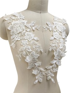 Di alta qualità 3D pizzo specchio fiori foglia fai da te velo da sposa Patch Applique bianco naturale con perline ricamo fatto a mano per scarpe borse - Product Image 2