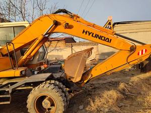 รถขุดตีนตะขาบมัลติฟังก์ชั่นแบบเกาหลี HYUNDAI 130-5รถตีนตะขาบประสิทธิภาพสูง - Product Image 2