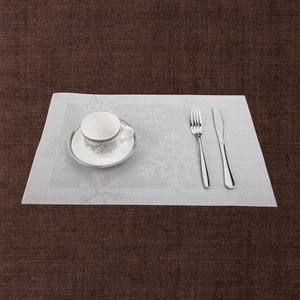 Mantel individual rectangular de copo de nieve para decoración navideña, mantel aislante impermeable resistente a las manchas de PVC simple, alfombrilla para mesa - Product Image 1