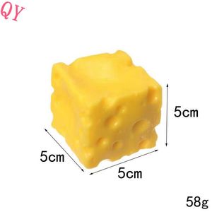 QQ Soulagez le stress avec des jouets pour les doigts, des cubes en peluche et des jouets anti‑stress à rebondissement lent - Product Image 2
