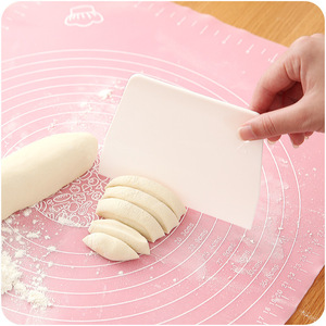 มีดตัดแป้งพลาสติกสำหรับทำขนมเค้กครีมสปาตูล่าสีขาว 20.3 ซม. - Product Image 5