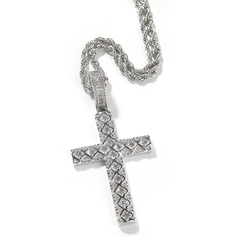 New Fashion Brass Zirconia Cross Pendant Hip Hop Grid 18k Gold Plated Shape Cross Necklace Trendy Unisex Rapper Jewelries