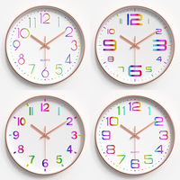 Horloge murale artistique ronde de 12 pouces avec chiffres colorés, à piles, pour la décoration de la maison, du salon, de la chambre d'enfant et de la salle de classe