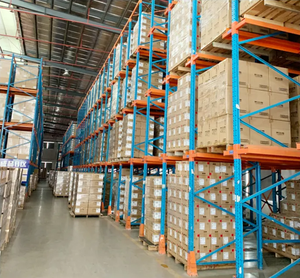 Système de rayonnage industriel à grande capacité pour le stockage de palettes, réduction de l'espace allée, optimisation de l'utilisation de l'espace en entrepôt - Product Image 3