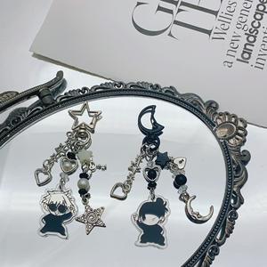 Llavero <span class=keywords><strong>de</strong></span> Diseño Minimalista en Blanco y Negro <span class=keywords><strong>de</strong></span> Gojo Geto con Estrella y Luna, Accesorio para Llaves <span class=keywords><strong>de</strong></span> Coche, Llaveros <span class=keywords><strong>de</strong></span> Anime Jujutsu Kaisen - Product Image 1