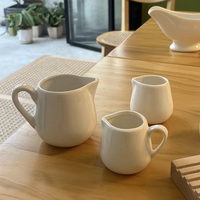 Offre Spéciale céramique trempage tasse en céramique jus seau creamer saucière en céramique sauce bateau avec soucoupe sauce tasses de bouillon