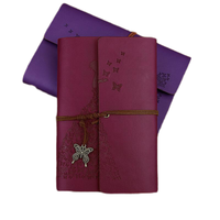 Carnet de voyage A6 en cuir PU personnalisé avec porte-cartes de crédit, une poche zippée et une boucle pour stylo