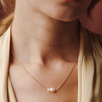 Collier de fête pour femme EMANCO en acier inoxydable couleur or, chaîne corde avec double élément perle, style minimaliste et délicat, tendance