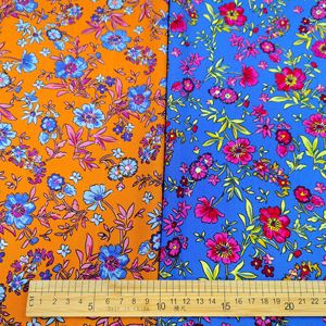 Tissu en coton <span class=keywords><strong>imprimé</strong></span> numérique à motifs floraux de haute qualité en gros pour vêtements - Product Image 5