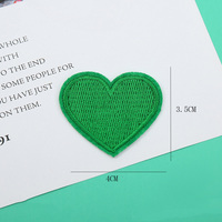 Yiwu Wintop Patch Usine Nouvelle Taille 4cm X 3.5cm Broderie Colorée Coeur Patches Fer sur