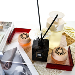 Luxury Transparent Acrylic Chocolate Box - Multi-use Serving <strong>Tray</strong> for <strong>Desserts</strong>, Aromatherapy Displays &amp; Modern Home Decor - Product Image 1