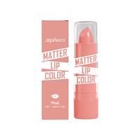 Rouge à lèvres hydratant rose, offrant une finition mate rose nude naturelle avec une texture veloutée et soyeuse et un toucher luxueux