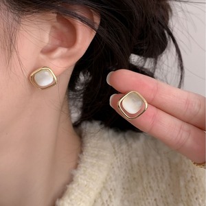 Boucles d'oreilles tendance en opale géométrique, simples, carrées, couleur or, pour femmes, bijoux tendance, accessoires de mode - Product Image 1