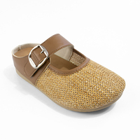 Chaussures de marche confortables pour femmes, légères, à semelle souple et dessus en maille, collection automne 2026, idéales pour les sorties et le shopping en toutes saisons.