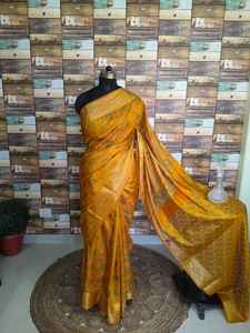 Saree en soie jaune avec motifs détaillés Festive Wear - Product Image 2