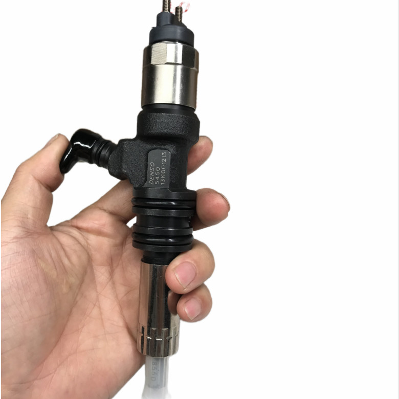 High quality Common Rail Diesel Fuel Injector 095000-5450 ME302143 for Mitsubishi 6M60