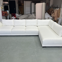 Canapé d'angle moderne blanc pour salon, canapé contemporain avec chaise longue à droite et coussins de dossier rembourrés