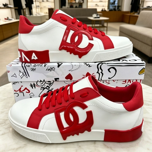 Produit de dropshipping tendance 2026 : Chaussures de sport de luxe de haute qualité avec logo 3D et semelle extérieure en caoutchouc, style marche, design de créateur - Product Image 1