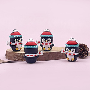 Bolígrafo de Silicona 3D con Diseño de Pingüino para Uso Promocional - Product Image 3