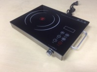 Table de cuisson en céramique en verre noir poli 2200W Haute résistance à la température Plaque chauffante infrarouge portable simple