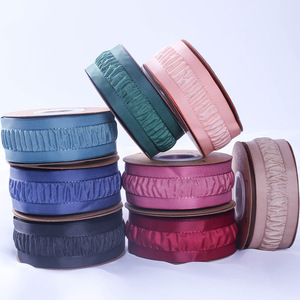 Ruban plissé uni à volants en satin 100% polyester haute ténacité tissé élégant, emballé en boîte cadeau <span class=keywords><strong>XINRAN</strong></span> - Product Image 4