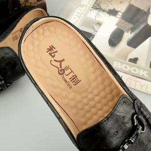 รองเท้าแตะผู้ชายหนังนกกระจอกเทศนำเข้าจากแอฟริกาใต้ 100% รองเท้าลำลองหนังแท้ - Product Image 5