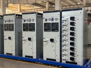 Boîte <span class=keywords><strong>de</strong></span> distribution métallique triphasée avec disjoncteur 100A 50Hz - Product Image 5