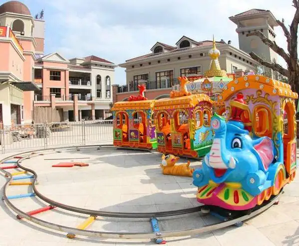 Traje de brinquedo do parque de diversões usado, elefante trem sem rastros/trains elétricos para venda