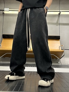 Pantaloni Sportivi da Uomo Personalizzati con Vita Elastica, Gamba Larga, Stile Baggy, con Tasche e Cintura, Taglia Grande, Colore Nero Lavato - Product Image 3