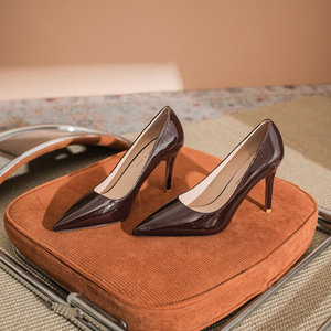 Zapatos de tacón alto de charol con punta en pico, estilo stiletto, sin cordones, para oficina, para mujer, para todas las temporadas, tendencia de moda. - Product Image 1