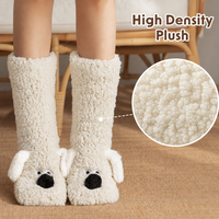 Chaussettes pantoufles 3D en polaire corail doux pour chien, chaussettes thermiques d'intérieur antidérapantes, chaussettes d'hiver moelleuses pour la détente à la maison