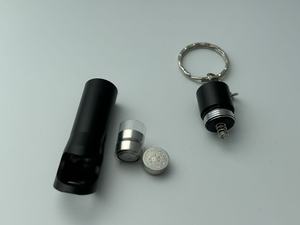 Tùy chỉnh LED đa chức năng mini đèn pin USB sạc chiếu sáng nhà mở chai hợp kim nhôm cơ thể IP65 đánh giá - Product Image 6