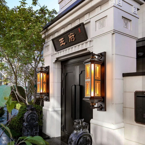 Lámpara de pared para exteriores LED PC de aleación de aluminio cuadrada solar de estilo europeo con sensor de movimiento para jardín - Product Image 3