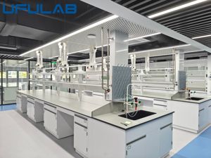 Mesa de Trabajo UTEC Lab Island con Estante para Regantes y Cajones, Estructura de Acero Completa, Diseño Moderno para Uso Escolar y Médico - Product Image 3