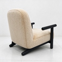 Fauteuil d'appoint moderne en tissu Teddy avec accoudoirs en bois massif, chaise de loisirs individuelle pour salon, hôtel, mobilier OEM&ODM