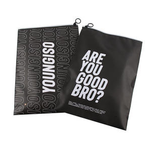 Bolsas de Plástico Negras de PE con Cierre Ziplock, Ecológicas, Transparentes, para Empacar Ropa, con Logotipo Personalizado Impreso - Product Image 5