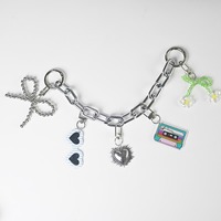 Chaîne en argent détachable avec 5 breloques (Noeud, Cœur, Cassette, Lunettes de soleil, Fleur), porte-clés esthétique punk pour sacs à main et voitures