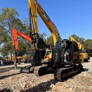 Excavadora Usada Sany SY135C Pro, Excavadora de Orugas Mediana con Motor Potente, Bajo Consumo de Combustible, Entrega Global para Excavación - Product Image 4
