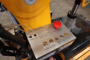 Elevador de Vidrio Hidráulico Autopropulsado GL600, Capacidad de 600 kg, con Sistema de Seguridad de Vacío con Bomba, 380V/220V - Product Image 2