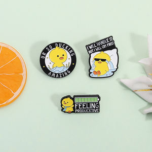 Lo manejaré, pero lloraré primero esmalte Pin lindo pato amarillo broche solapa insignia joyería regalo para amigos - Product Image 2
