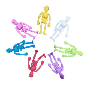 Figurines de squelettes d'Halloween, couleurs mélangées, en caoutchouc souple TPR, jouet anti-stress, décoration intérieure, accessoire de fête, vente en gros - Product Image 2