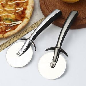 Utensilio de Cocina: Cortador de Pizza de Aleación de Zinc con Rueda de Corte Suave y Mango Metálico - Product Image 2