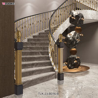 Balustrade d'escalier moderne en laiton moulé au sable, design au sol, finition laiton antique, pièces en or K, hauteur personnalisable