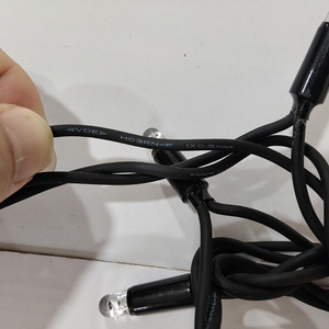 Guirnalda de Luces LED con Cable de Goma Negro IP65, 10M 50M 100M, Blanco Cálido 2700K, AC 220V, Conectable, Decoración Navideña Comercial para Fachadas - Product Image 2