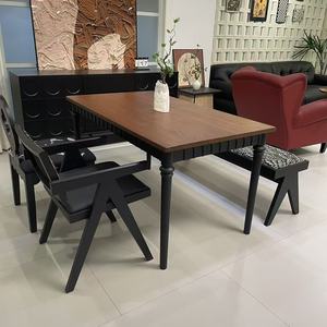 モダンミニマリストダイニングテーブルセット 長方形木製天板 無垢材脚 ライトラグジュアリー ホーム家具 アパートダイニングルーム用 - Product Image 3